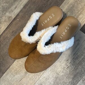 Esprit Tan Mules with Cream Fur Trim